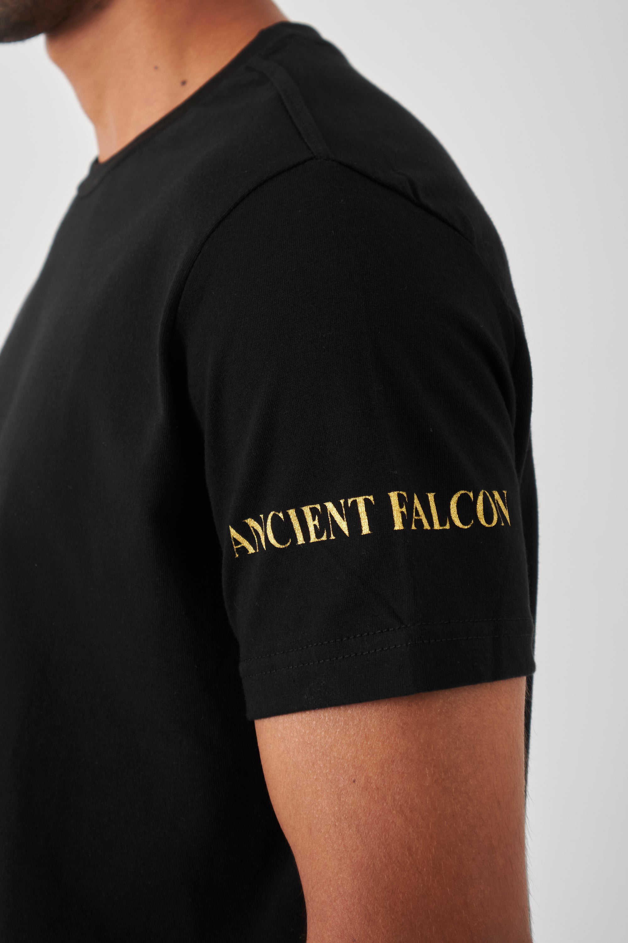 The Side Signature T-Shirt - Black